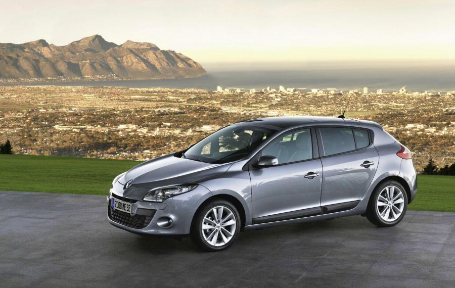  Renault Megane Hatch 2008 года  (фото 15 из 19)